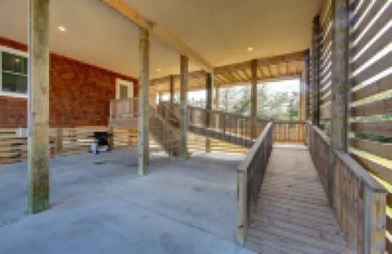 New construction home short walk to the beach!