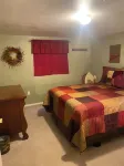 Cottage On The Rocks is a spacious, family friendly home near the Spokane River 플로팅 보드웍 주변 호텔