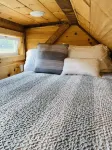 Mtn Roots cozy Cabin in the ITH Community in the Smoky Foothills