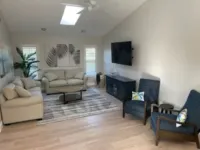 Perfect Lakefront Home Close to Sarasota's White Sand Beaches, UTC, & Golf