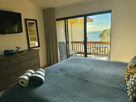 White Water View!  Seascape Beach Resort, Miles of White Sand Beach! 2bd 2.5bth