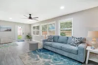 Oversized Pet-Friendly 3/2 Near Marina & Delray wKing Bed