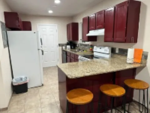 Wonderful House close to airport