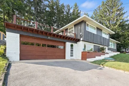 Hot tub, Sauna, Canandaigua Lake, Pool Table