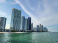 5min to Beach/6min 2 Aventura Mall/close 2 Wynwood Hotels in North Miami Beach