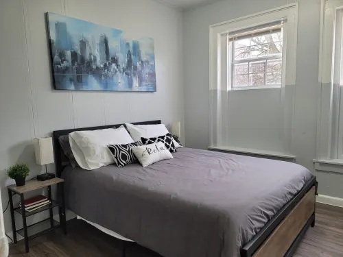 Downtown Ypsilanti 2 bedroom / 1 bath