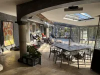 LARGE ATYPICAL VILLA WITH PRIVATE POOL IN A QUIET LOCATION