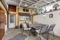 Modern vacation apartment with covered terrace