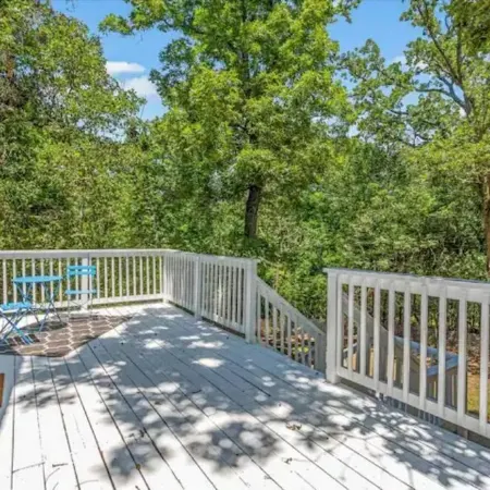 ★Hilltop Wooded Bliss♥ - Secluded Near Lake Fenced