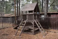 Family Cabin in the Pines. All Wood! Charming memory-maker.