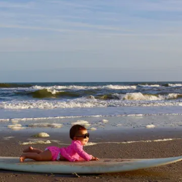 Pool - 7 Bedrooms - Close to beach