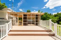The Charming Cabin Hottub*Gym*Firepit (Pet-friendly)