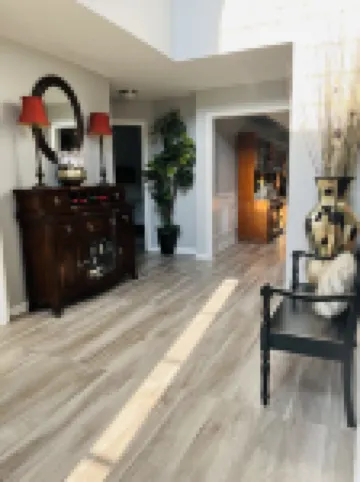 Large home in Savannah for a family of 10 people