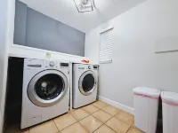 Cozy Sarasota Home: 3BR/2BA Close to Siesta Key & I-75