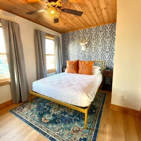 Sweetwater Suite East