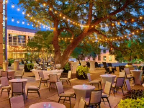 Downright Austin, A Renaissance Hotel โรงแรมในออสติน