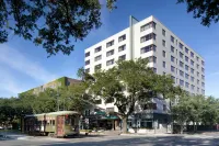 Hotel Tonnelle New Orleans, A Tribute Portfolio Hotel ガーデン地区周辺のホテル