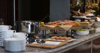 Flaner Hotel, WorldHotels Crafted - breakfast
