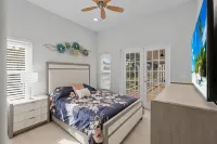 New! the W at Park Place-Pool & Spa