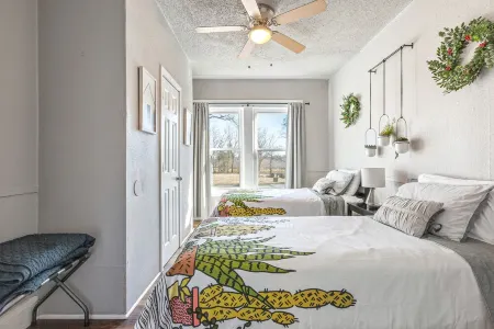 Cute Cottage close in Downtown Waco close to Magnolia, Baylor Uni., Cameron Park