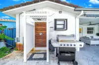 Heated Pool+Hot Tub! Close 2 Beach & Hardrock!