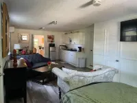 Ell's Room