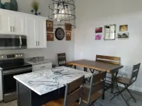 45 minutes from Moab, located in Green River Utah  R guest house Hotels in Green River