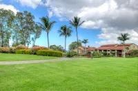 Quiet and Peaceful Getaway on the Ground Floor and a short walk to the pool !