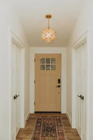 Beautiful High End Get Away Home- Visit Lassen National Park & Whiskeytown Lake