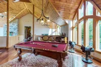 9 Bdrm Premiere Luxury Estate Sleep 26 Movie Theater, Pool,Spa,Game Rm,Steam Rms