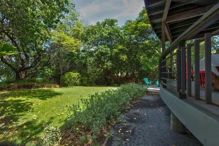 Idyllic Setting on Waialea Bay - White Sand Beach, Family Friendly Отели рядом с достопримечательностью «Хапуна Бич»