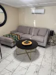 Cozy 2-bedroom apartment 3 mins away fromTampa Int’l airport