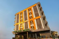 Treebo Grand Royal Imperio, Hinjewadi Hotel a Dhamale Wadi