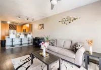 Cozy studio in pleasant Charlotte with Pool, fitness room, WiFi