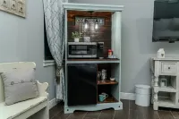 Spacious & Private Guest Pool House Oasis Hotels in Union Park