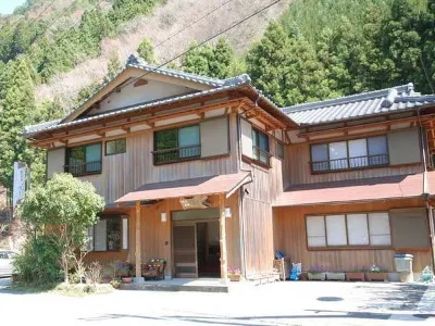 Minshuku Sasayuri Hotels near Ryujin Onsen