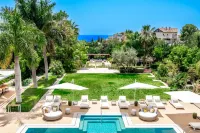 All About Villa Serenity - Villas