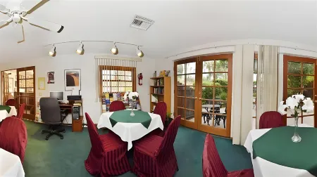 The Inn at Deep Canyon Отели в г. Палм-Дезерт