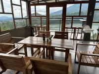 EDGE Premium Homestay Hotels near Basecamp Gunung Kembang Via Lengkong