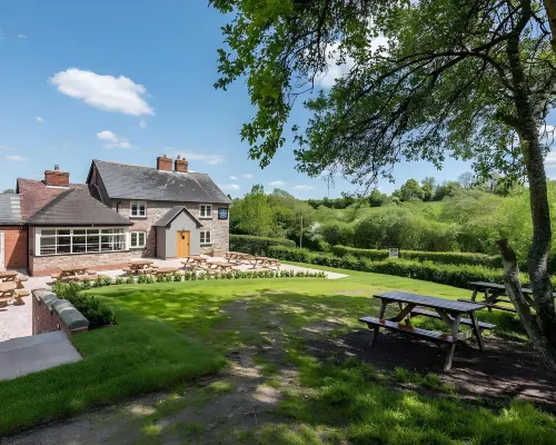 The Baiting House Hotels in Worcester