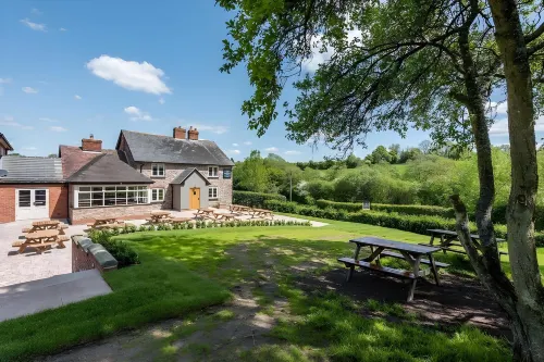 The Baiting House