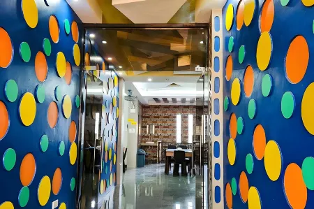 Maya Suites Badian Powered by Cocotel Отели рядом с достопримечательностью «Badian Island»