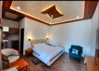 Char Machan Resort