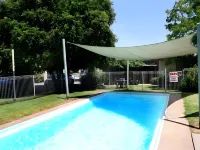 Cobram Colonial Motor Inn - Pool