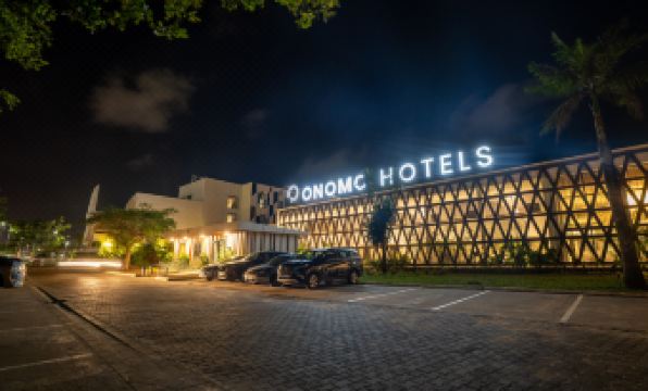ONOMO Hotel Abidjan - Housity