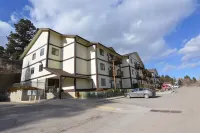 Black Hills Bliss: Fully Remodeled Modern Condo Các khách sạn ở 