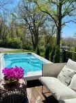 Arch View Luxury Home 5 minutes to St. Louis:Private Pool,Sauna,Free Wine&Brkfst