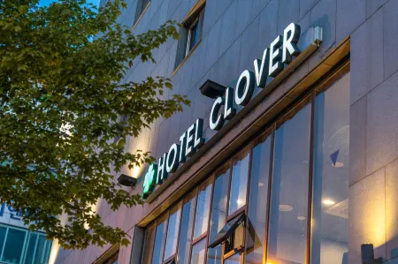 Hotel Clover Отели в г. Ансан