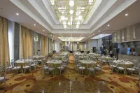 โรงแรมไฮฟ์แอนด์คอนเวนชั่น เพลส - บริการรถรับส่ง