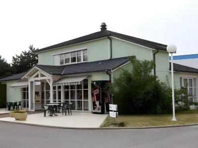 Fasthôtel Laval Hôtels à : Olivet